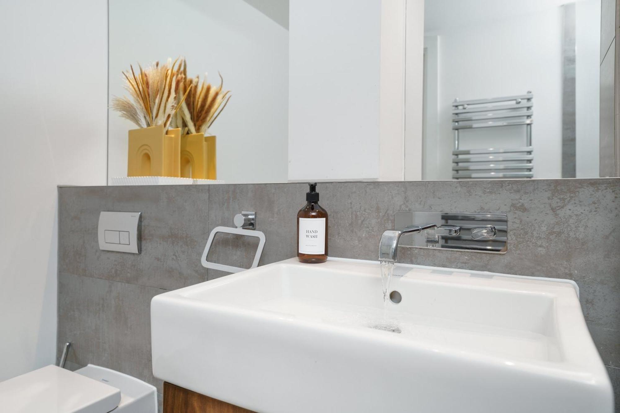 Trafalgar Sq 1 Bedr, 3 Beds Sleeps 6 London Ngoại thất bức ảnh