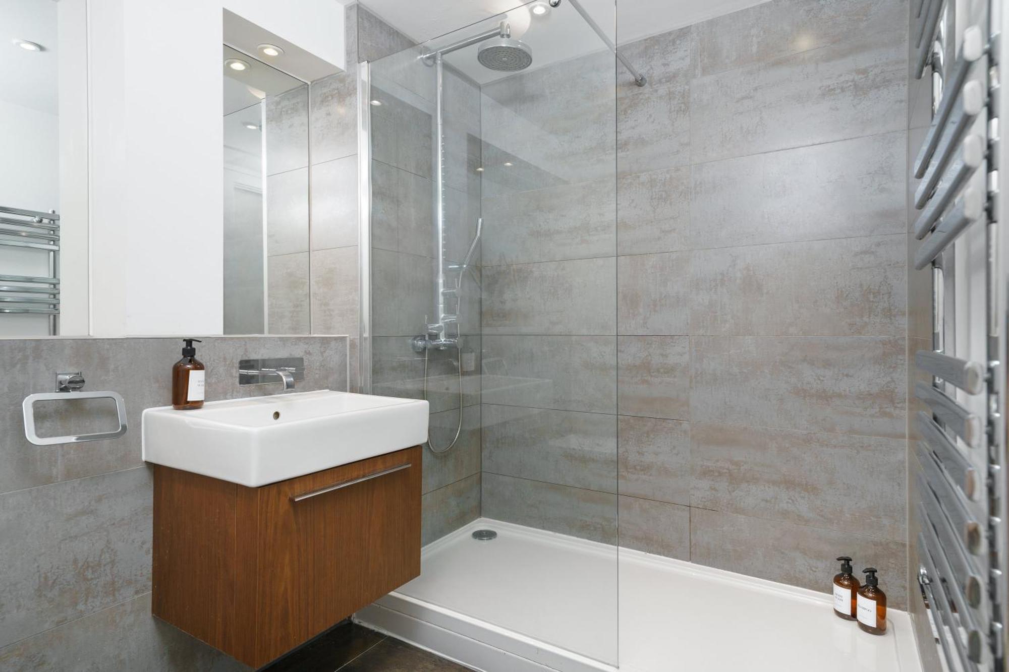 Trafalgar Sq 1 Bedr, 3 Beds Sleeps 6 London Ngoại thất bức ảnh